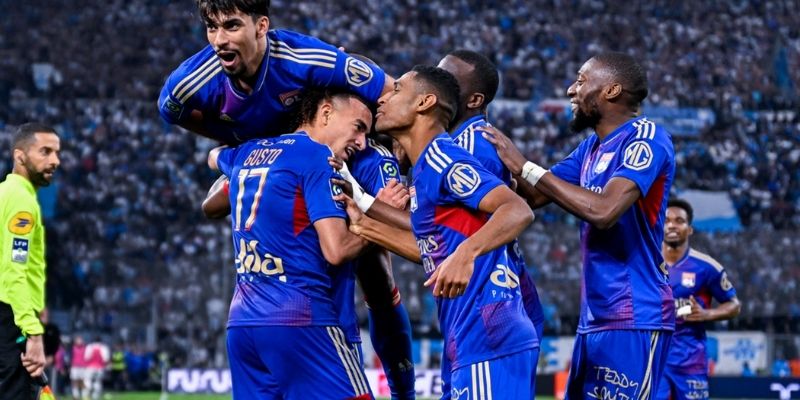 Olympique Lyonnais 7 lần vô địch